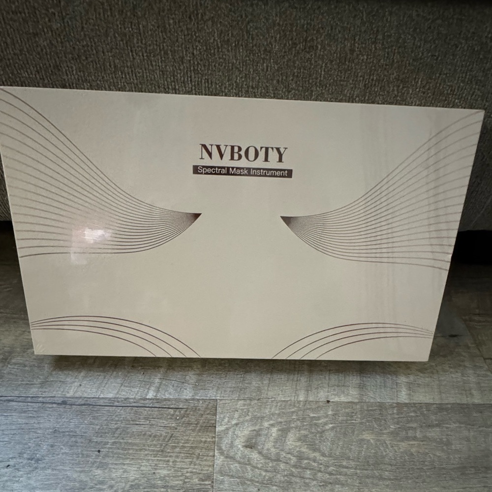 NVBOTY SPECTRAL MASK INSTRUMENT NEW IN BOX